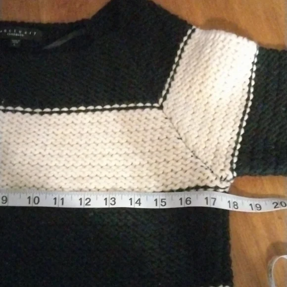 Sanctuary size large black/ cream striped sweater. So pretty for winter. - Picture 8 of 11